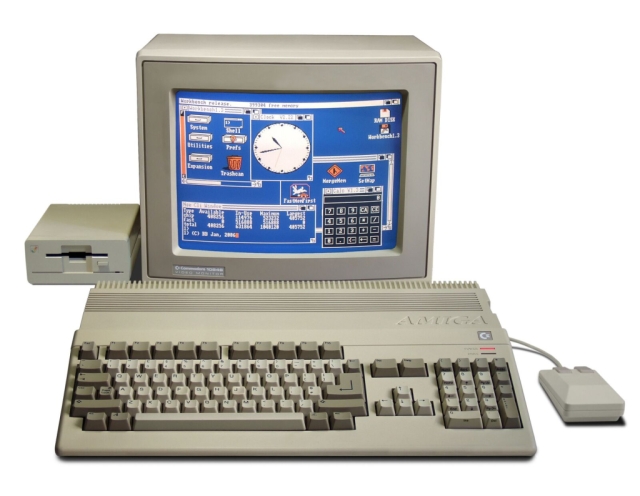 gaming-commodore-amiga-500.jpg